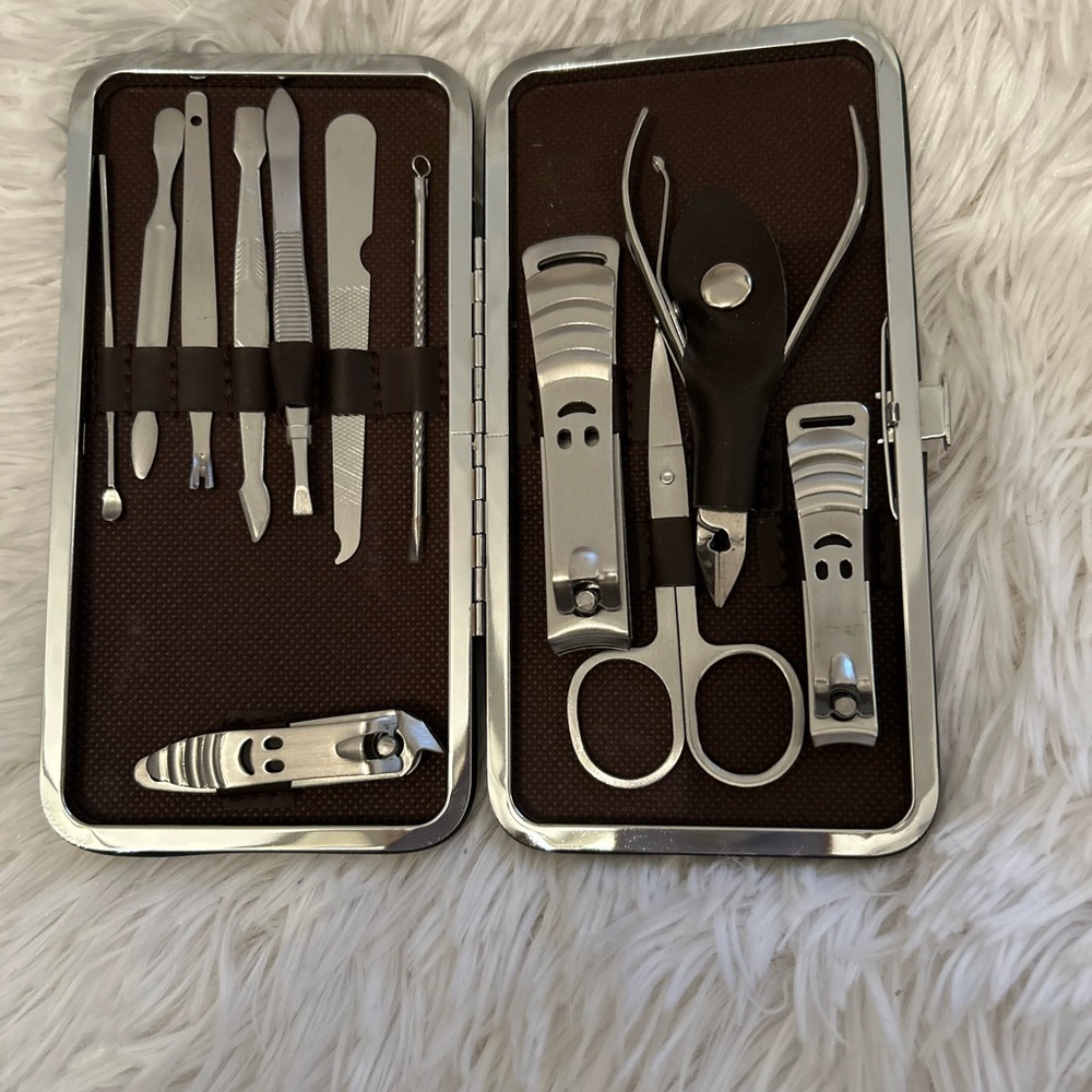 Manicure set with case